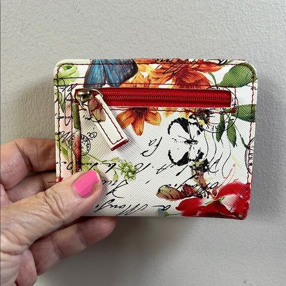 Safe Keeper Floral Wallet - Picture 1 of 3